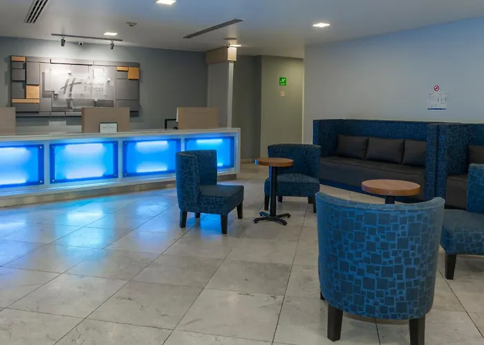 Hotel Express Santa Fe, An Ihg 4*