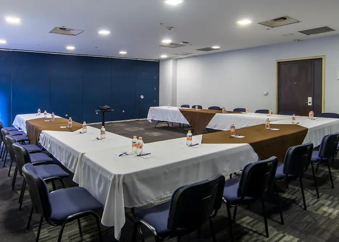 Hotel Express Santa Fe, An Ihg México DF