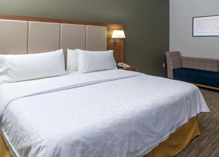 Hotel Express Santa Fe, An Ihg México DF