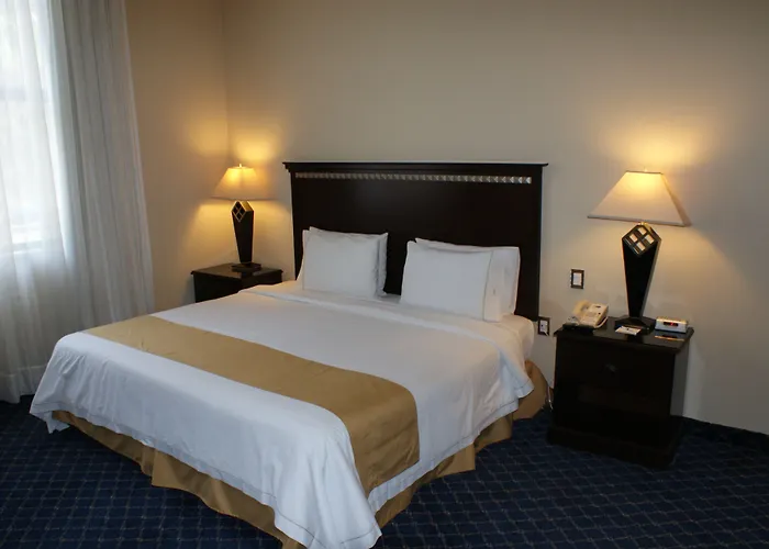 Express Santa Fe, An Ihg Hotel