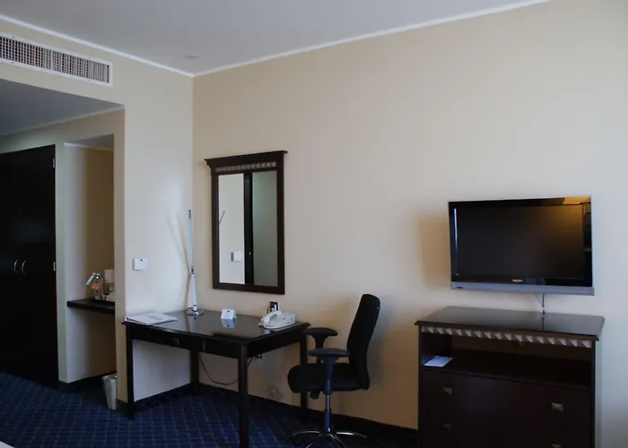 Express Santa Fe, An Ihg Hotel 4*